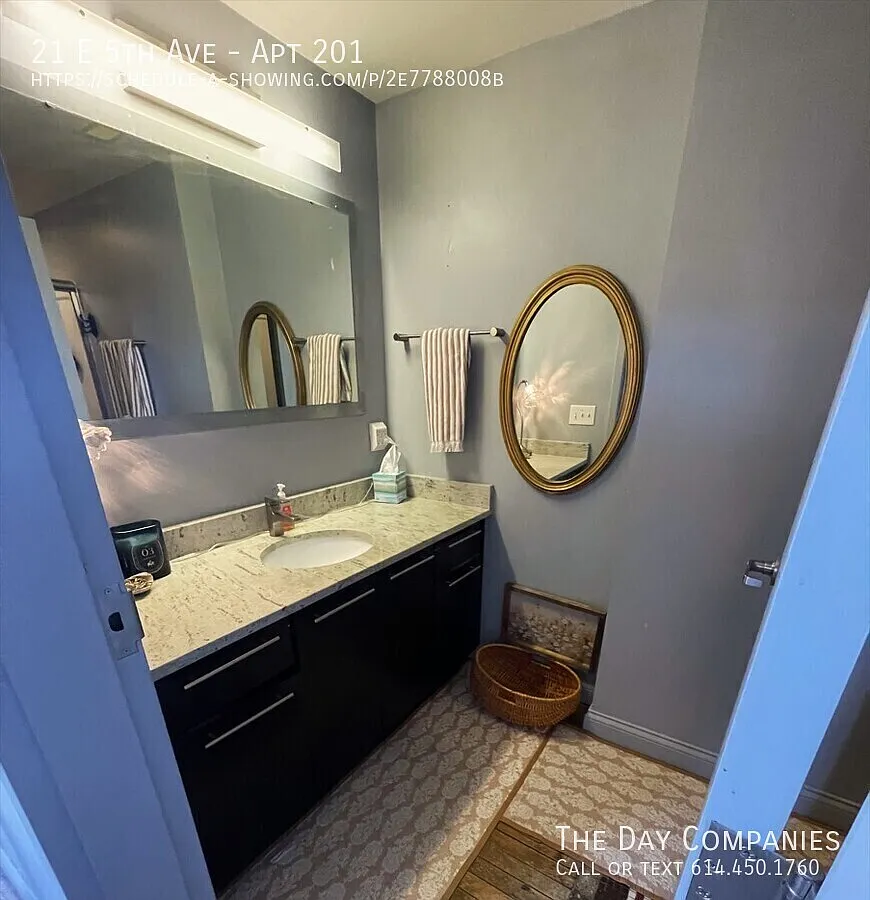 21 E 5th Ave — Photo 4