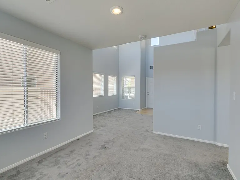 8424 Walker Gardens Pl — Photo 14
