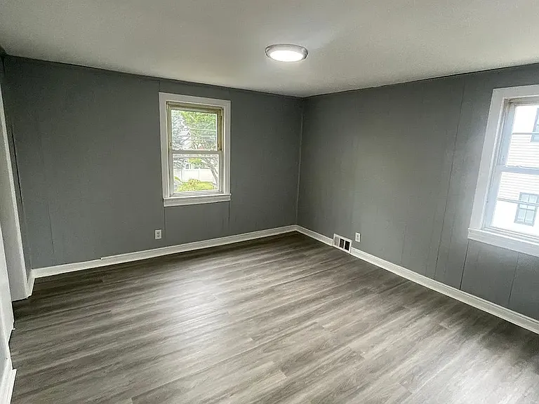 337 Winans Ave — Photo 7