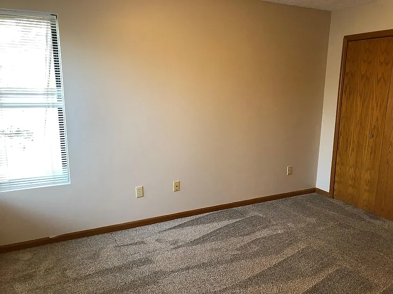 2329 Coyote Creek Dr — Photo 20