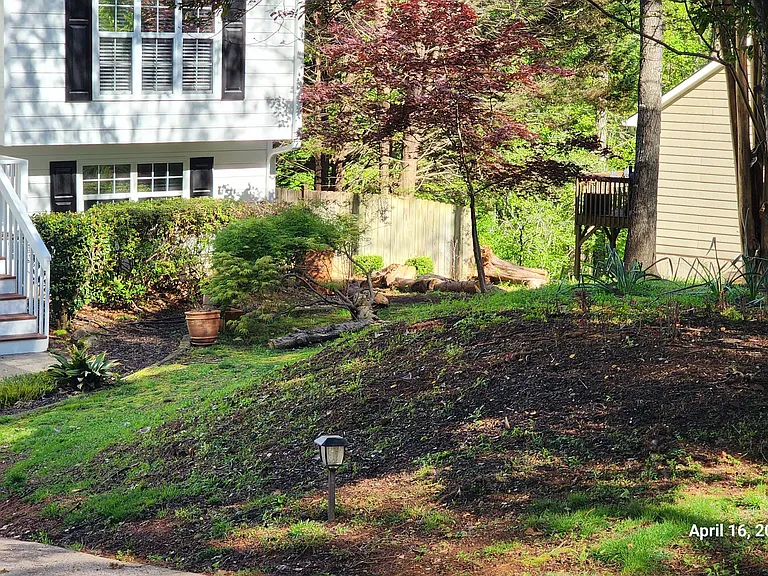 20 Miners Point SE — Photo 44