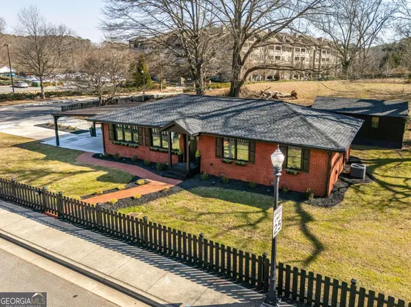 4632 School St, Acworth, GA 30101