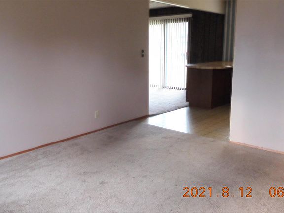 5th image of 5872 Kirkwood Dr