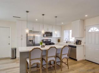 9949 Via Debbie, Santee, CA 92071