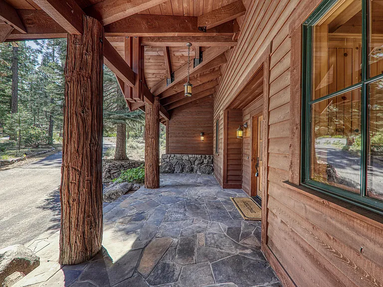 8520 Lahontan Dr — Photo 40