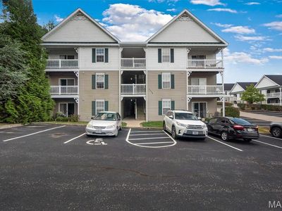 1112 Arbor Creek Dr APT 3B, Saint Louis, MO, 63122