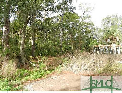 2nd image of 6 River Oak Ln