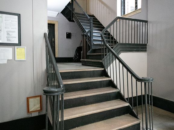 3rd image of 119-14 Union Tpke #1A1