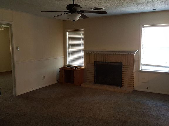 4th image of 933 N 12th St