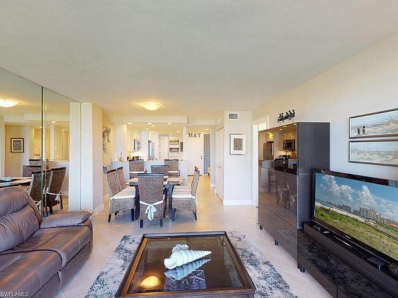 4th image of 651 Seaview Ct APT B105