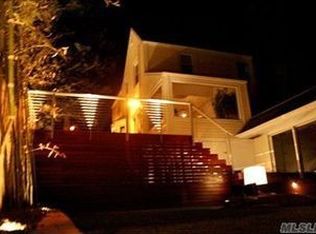 10 Anding Ave, Merrick, NY 11566