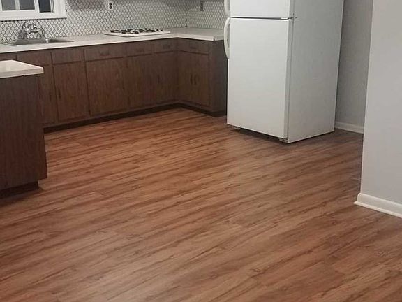 3rd image of 245 Lincoln Pl