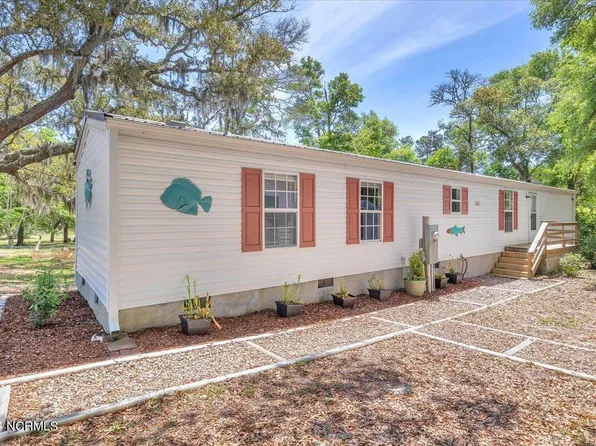 2689 Seacoast Street SW, Supply, NC 28462