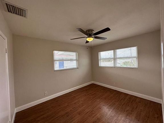 5th image of 823 3rd St #B