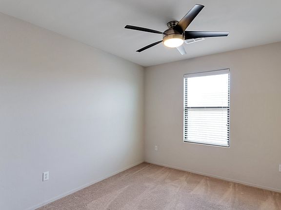 5th image of 4198 N Stone Cliff Dr