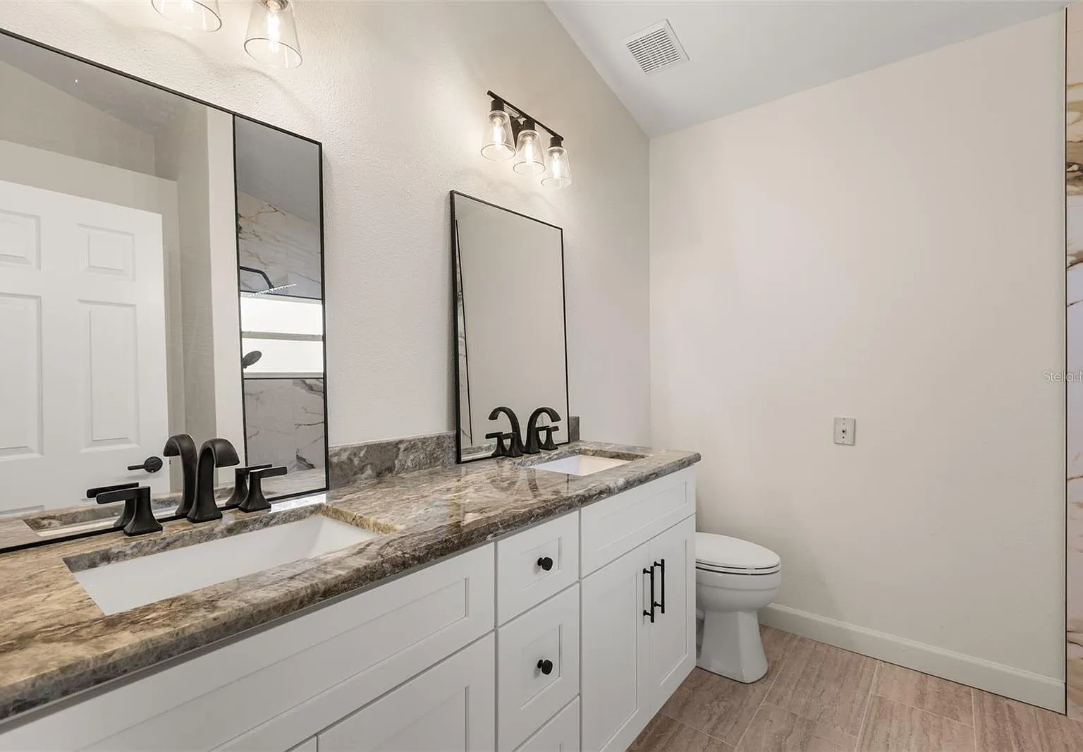 2 bed, 1661 sqft, $2,500 — Photo 3