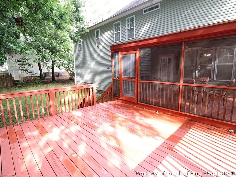 36 W Trafalgar Ct — Photo 37