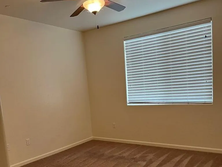 2468 Bay Hill Ave — Photo 24