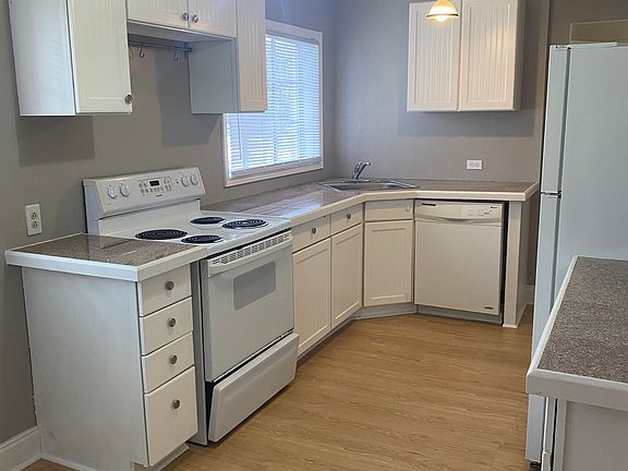 5th image of 2810 W Bay Haven Dr