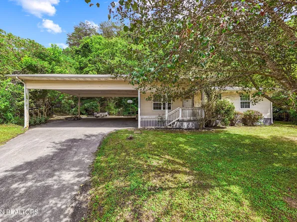 1015 Oakville Ln, Sevierville, TN 37862