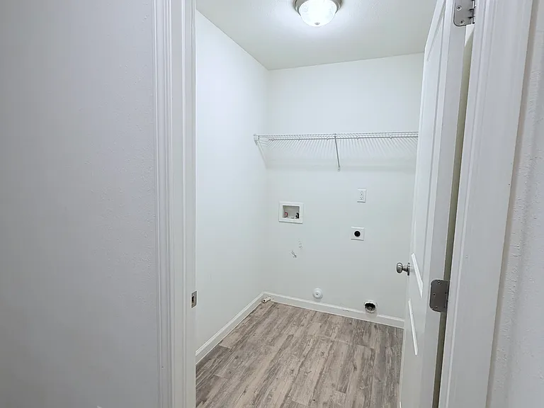 3803 Shepway Loop — Photo 21