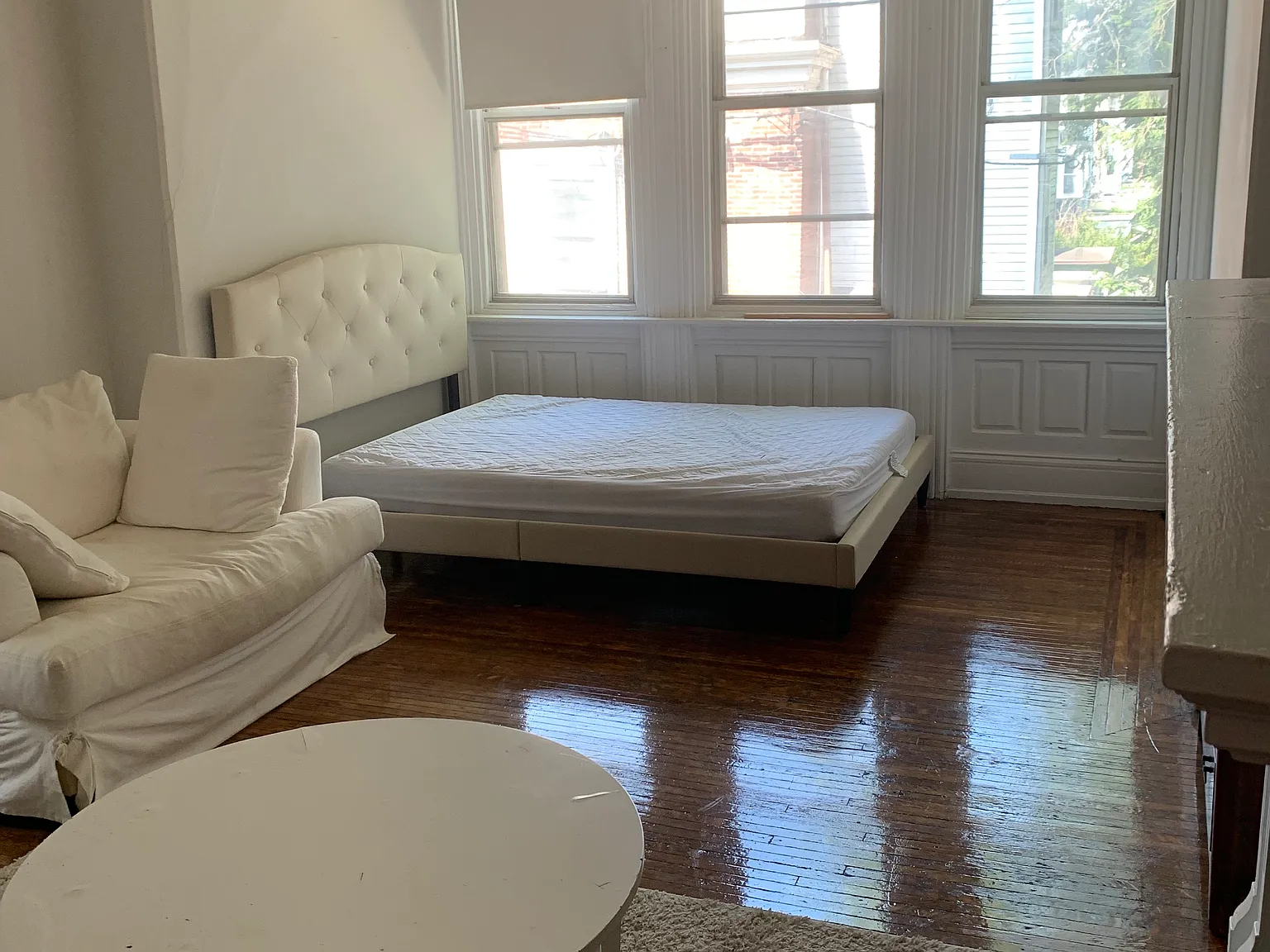 Studio, 300 sqft, $700 — Photo 3