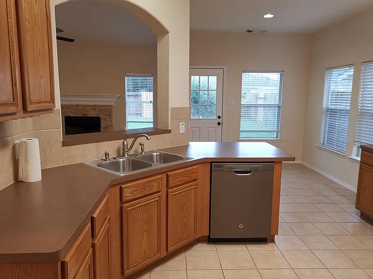2722 Harte Ct — Photo 19