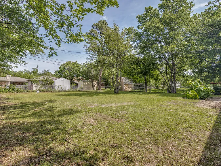3310 Nashville Ave — Photo 23