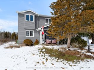 463 Mud Lake Rd N, Loyalist, ON K0H 2H0