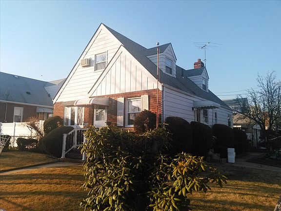3rd image of 25919 82nd Ave