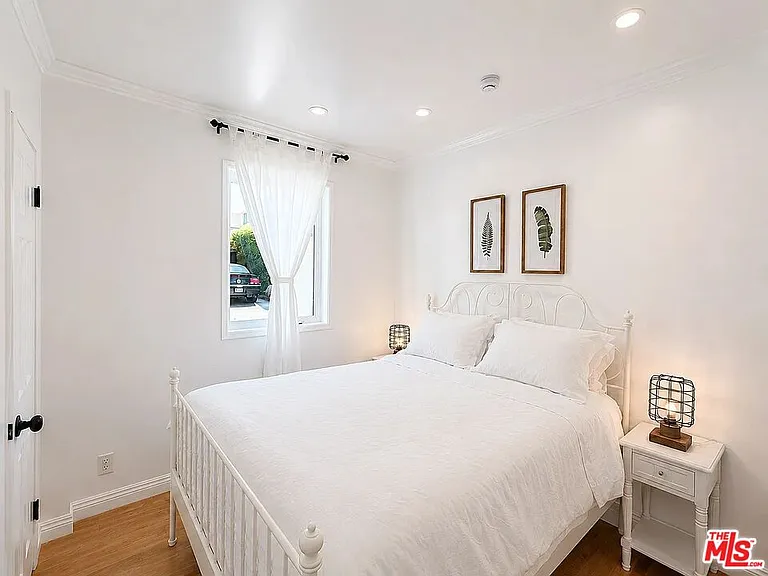 1111 21st St #1 — Photo 13