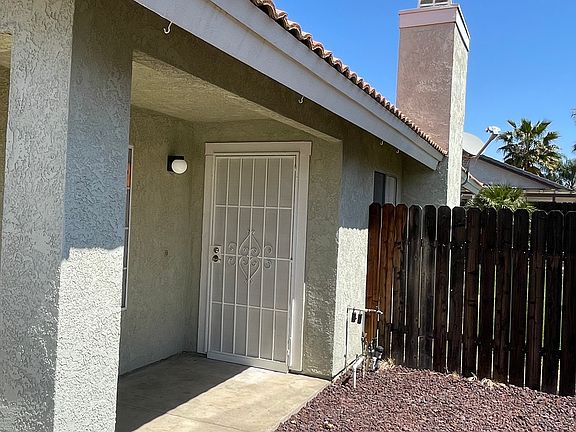 2nd image of 14844 Spinnaker Ln