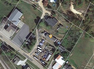 8 Sherman Ln, Harts, WV 25524