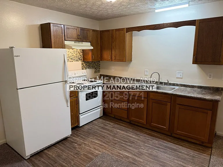 5525 Jacksboro Pike #18 — Photo 4