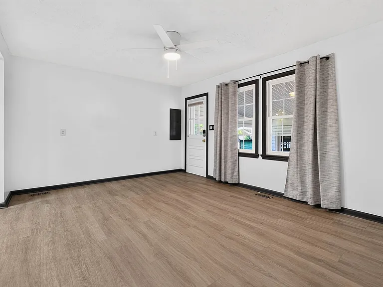 21 Aspenwood Dr — Photo 17