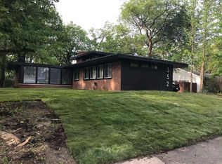 352 Oakwood St, Park Forest, IL