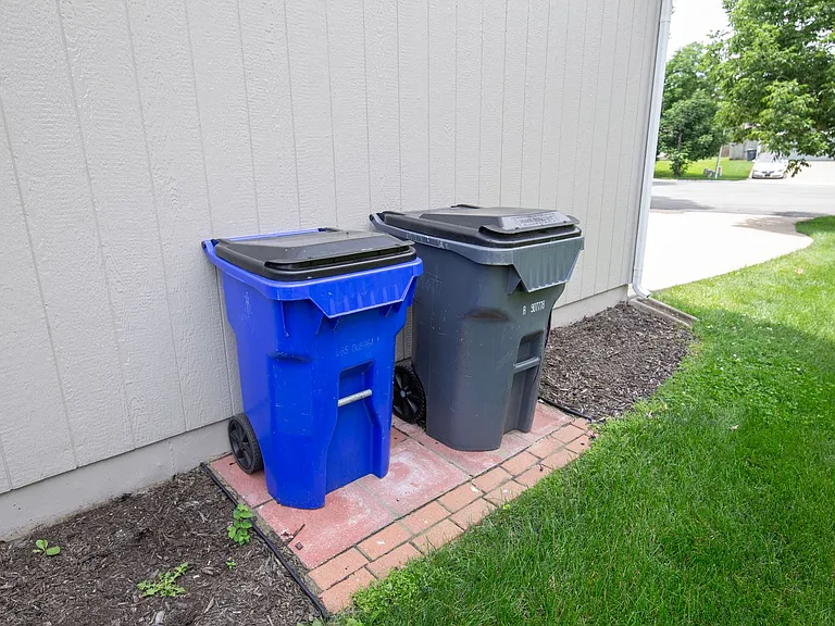 16131 S Matt Ct — Photo 42