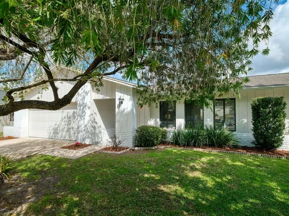 1693 Canterbury Cir, Casselberry, FL 32707