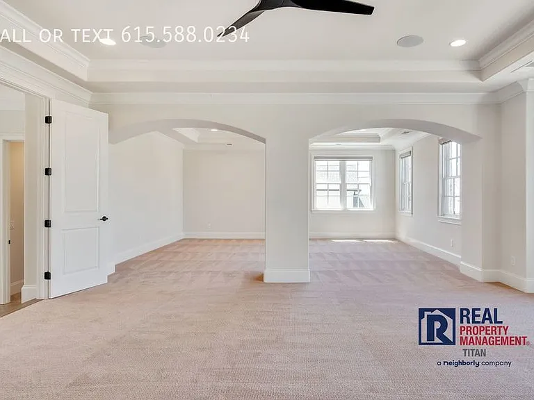 9220 Lehigh Dr — Photo 45