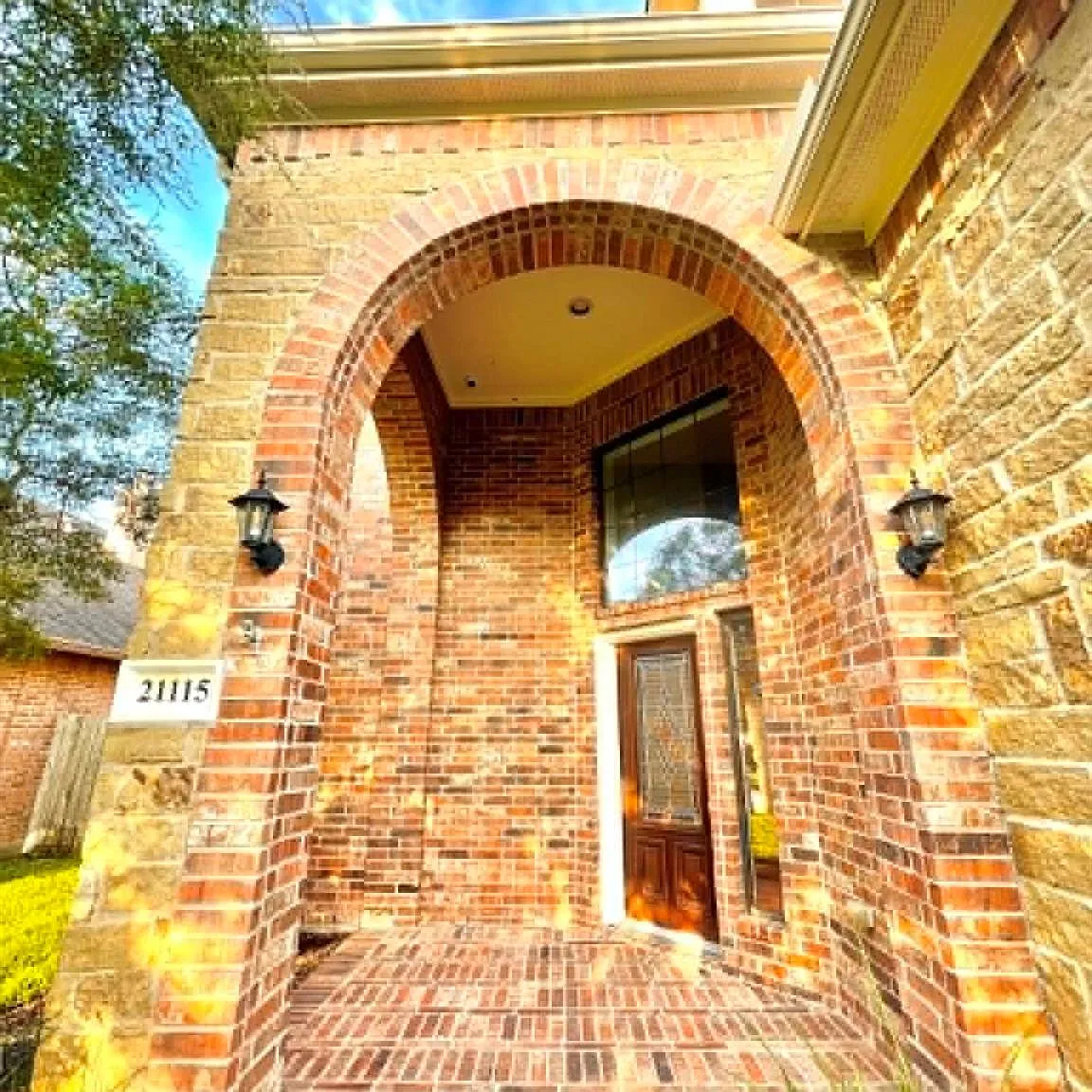 4 bed, 3.5 bath, 3484 sqft, $3,600 — Photo 4