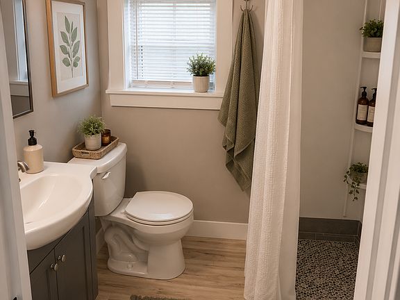 4th image of 610 Commonwealth Ave #10