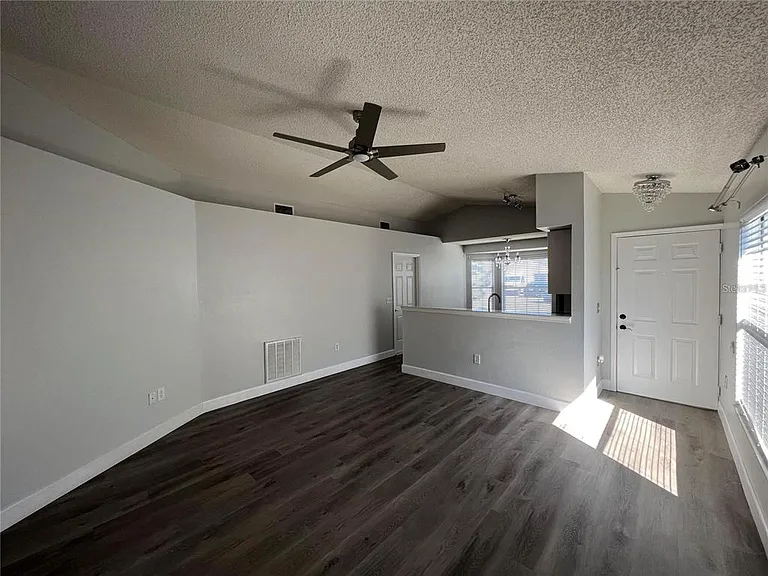 1081 Vista Palma Way — Photo 13