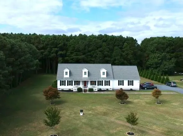 33110 Bradfords Neck Rd, Melfa, VA 23410