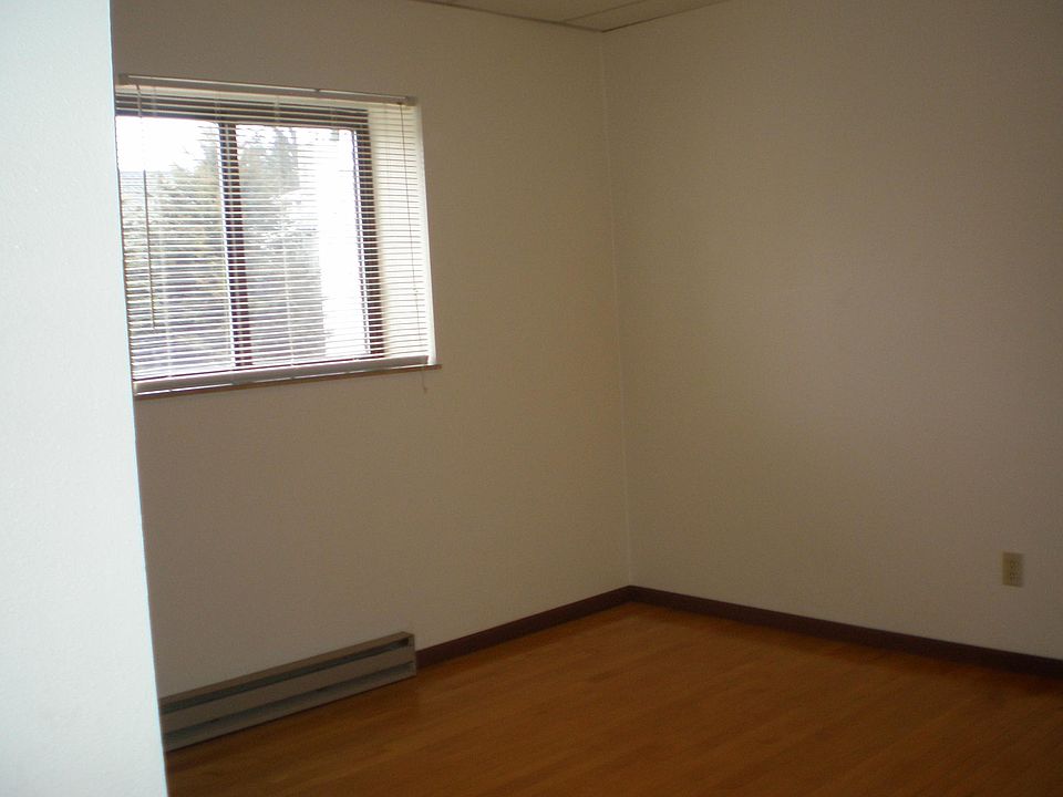 2nd image of 206 S Galena Ave APT 4F