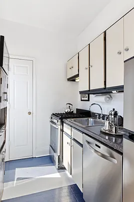 Rented by Corcoran | media 3