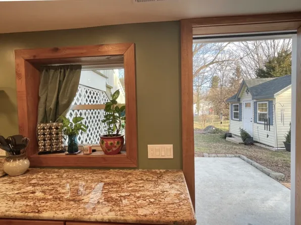 5430 Hesperus Dr #1, Columbia, MD 21044