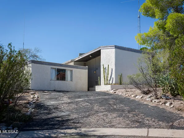 1705 N Wagon Wheels Pl, Tucson, AZ 85745