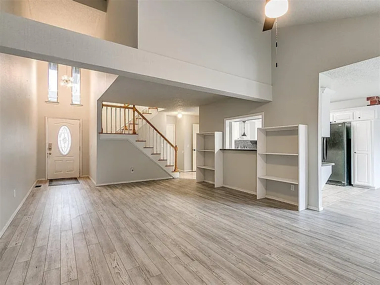 9808 Hefner Village Blvd — Photo 6