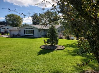 E4055 Petticoat Jct, Coon Valley, WI 54623