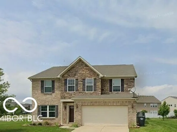 844 Fireside Dr, Greenwood, IN 46143